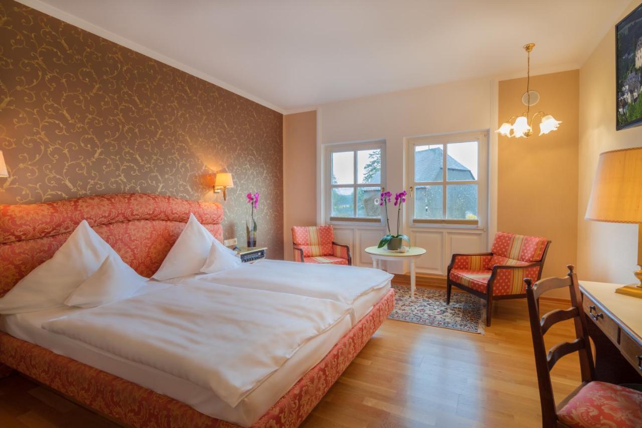 Schlosshotel Kurfuerstliches Amtshaus Dauner Burg 外观 照片