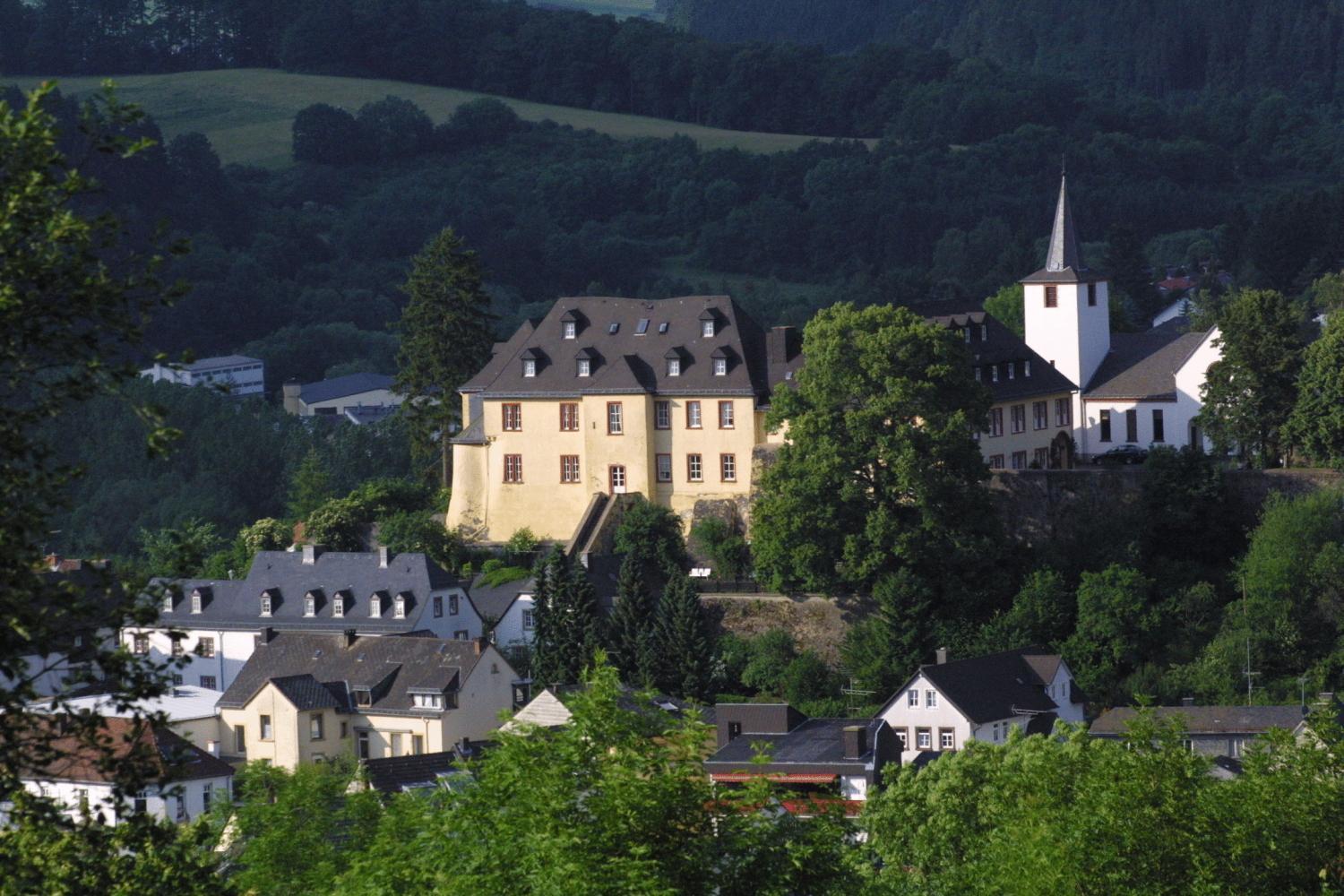 Schlosshotel Kurfuerstliches Amtshaus Dauner Burg 外观 照片
