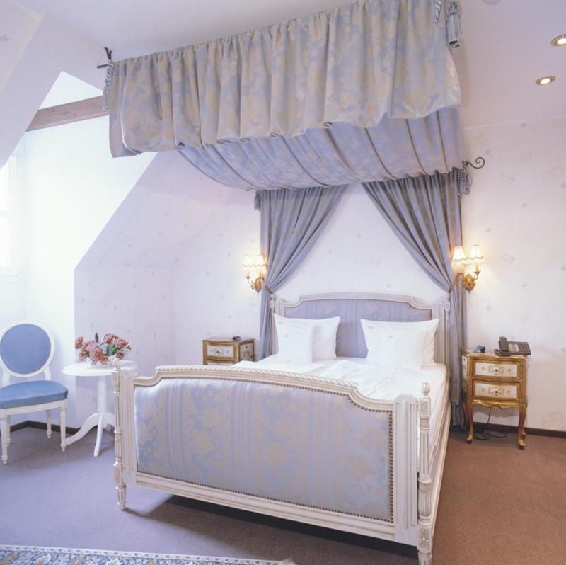 Schlosshotel Kurfuerstliches Amtshaus Dauner Burg 外观 照片