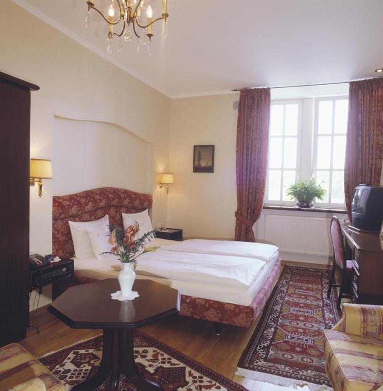 Schlosshotel Kurfuerstliches Amtshaus Dauner Burg 外观 照片